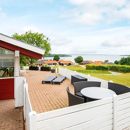 6 Person In Aabenraa-by Traum